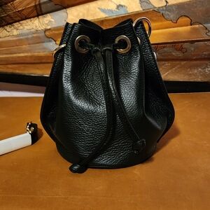 Chic Black Leather Mini Bucket Bag